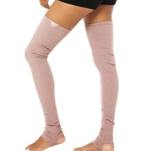 NWOT Alo Yoga Goddess Leg Warmers